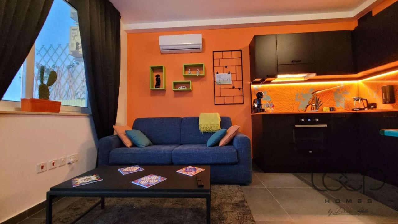 Modern - 50 M From Sea - Free Wi-Fi - Super Cool - Terrace - Fully Air-Conditioned St. Paul's Bay Buitenkant foto